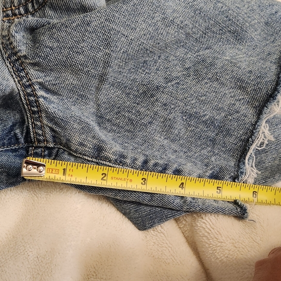 Gap overalls blue denim Medium 5" inseam - Picture 7 of 7